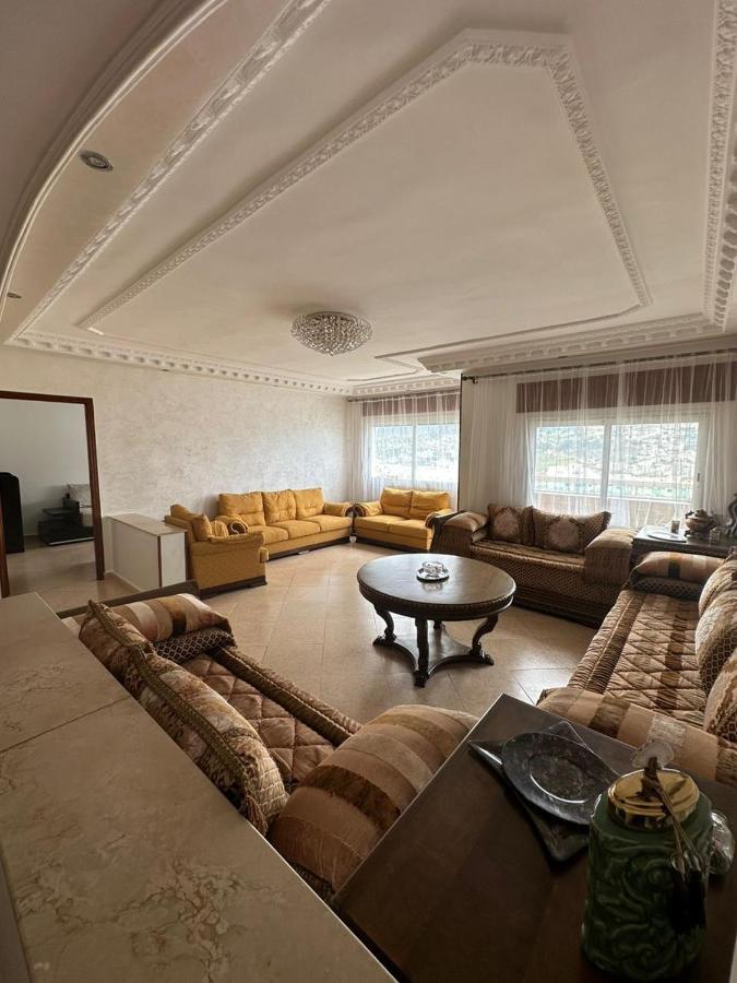Vaste Appartement Au Centre De Tétouan Extérieur photo